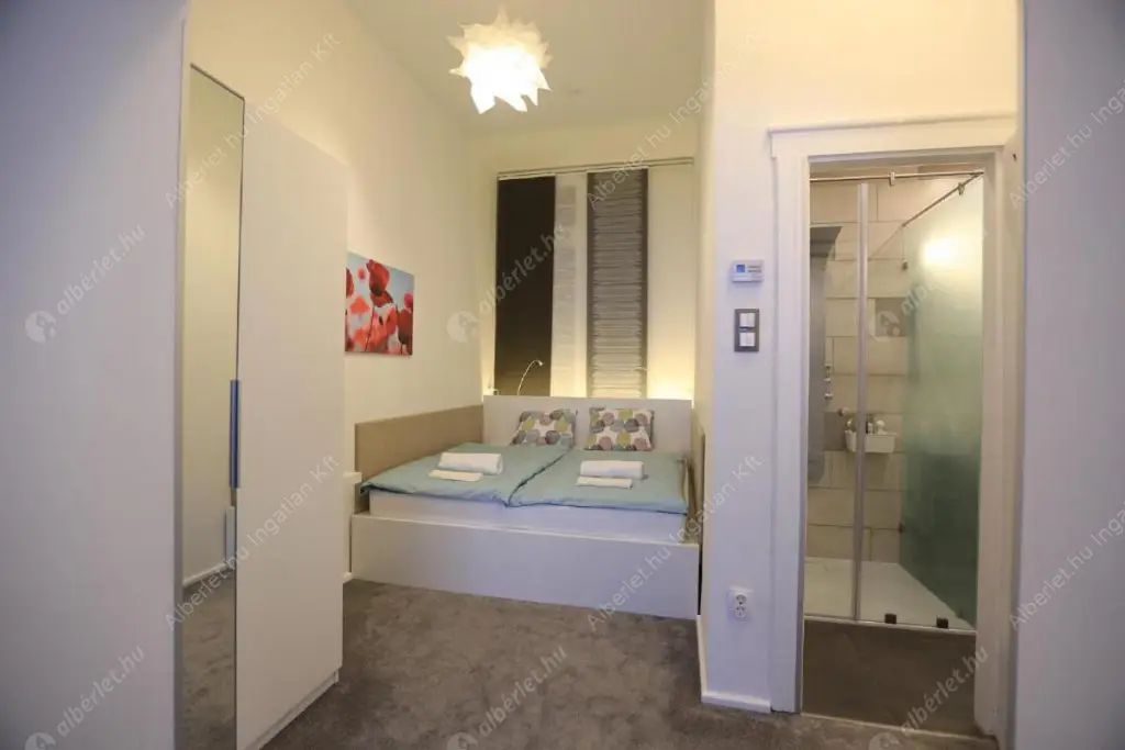 Kiadó albérlet 733000 Ft/hó áron: Budapest, VI. kerület  Paulay Ede utca. Mérete: 75 nm, 3 szobás | Alberlet.hu - 6627025