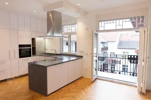 Kiadó albérlet 400000 Ft/hó áron: Budapest, VI. kerület  Paulay Ede utca. Mérete: 94 nm, 3 szobás | Alberlet.hu - 6548372