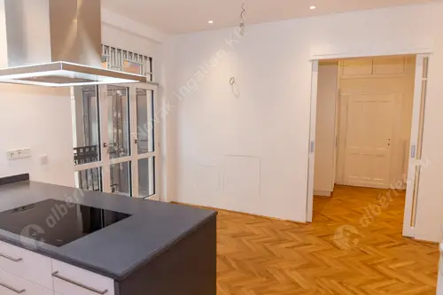 Kiadó albérlet 400000 Ft/hó áron: Budapest, VI. kerület  Paulay Ede utca. Mérete: 94 nm, 3 szobás | Alberlet.hu - 6548377