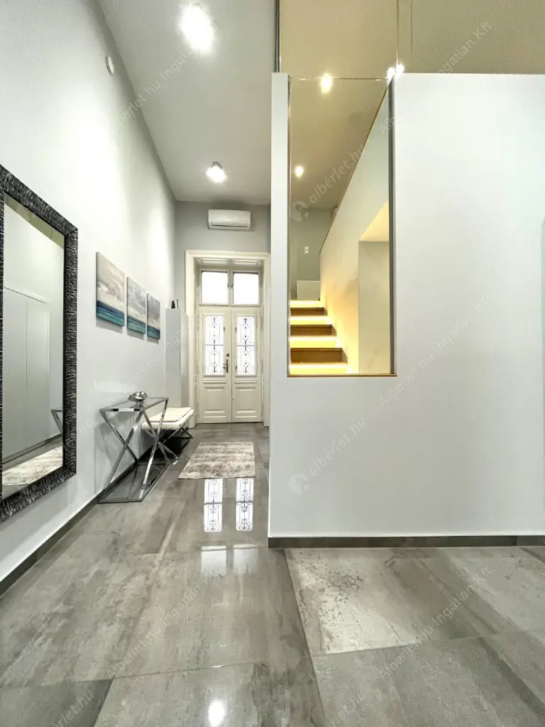 Kiadó albérlet 579000 Ft/hó áron: Budapest, VI. kerület  Podmaniczky utca. Mérete: 100 nm, 3 szobás | Alberlet.hu - 6629622