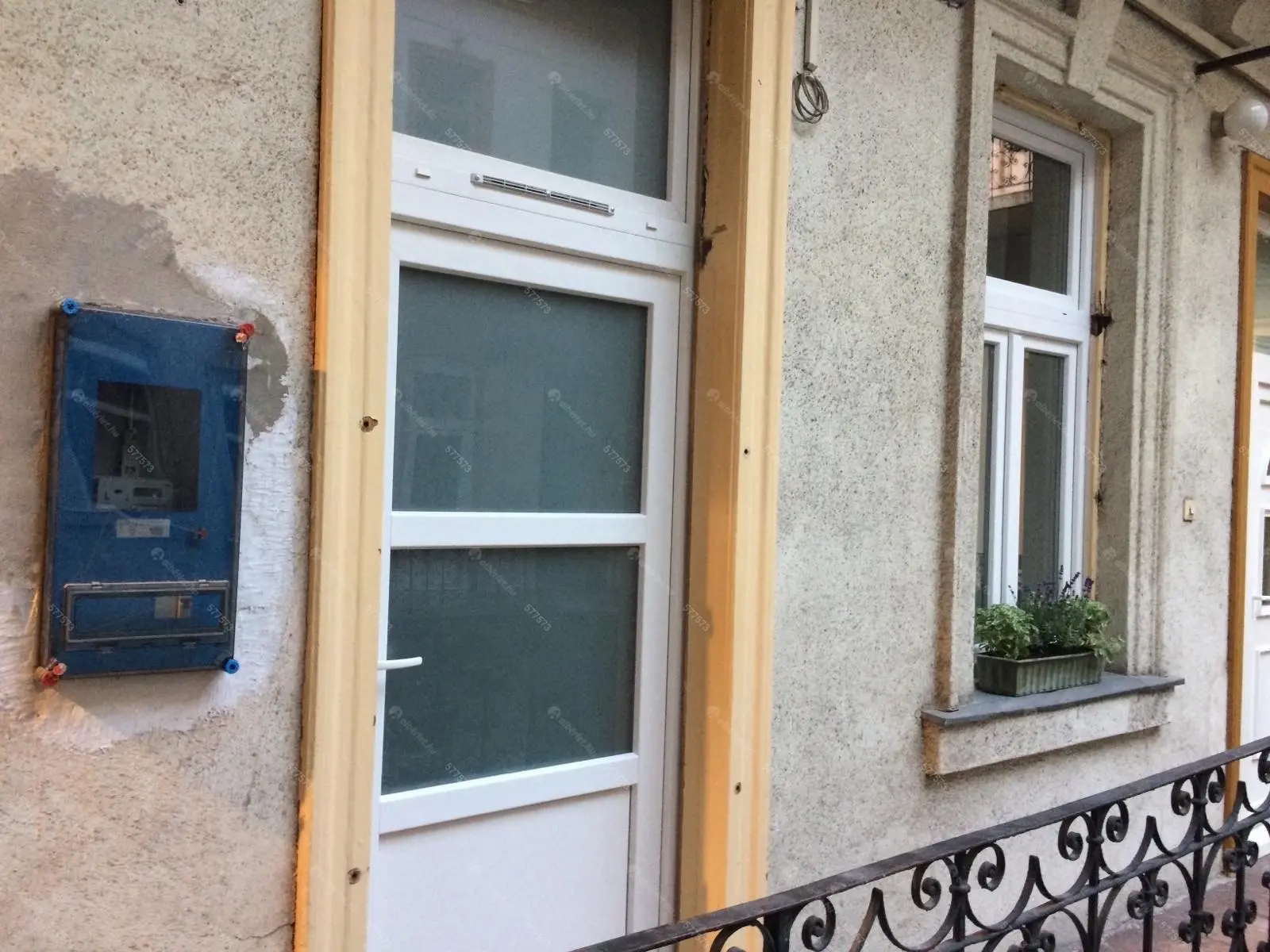 Kiadó albérlet 148000 Ft/hó áron: Budapest, VI. kerület  Podmaniczky utca. Mérete: 18 nm, 1 szobás | Alberlet.hu - 6211238