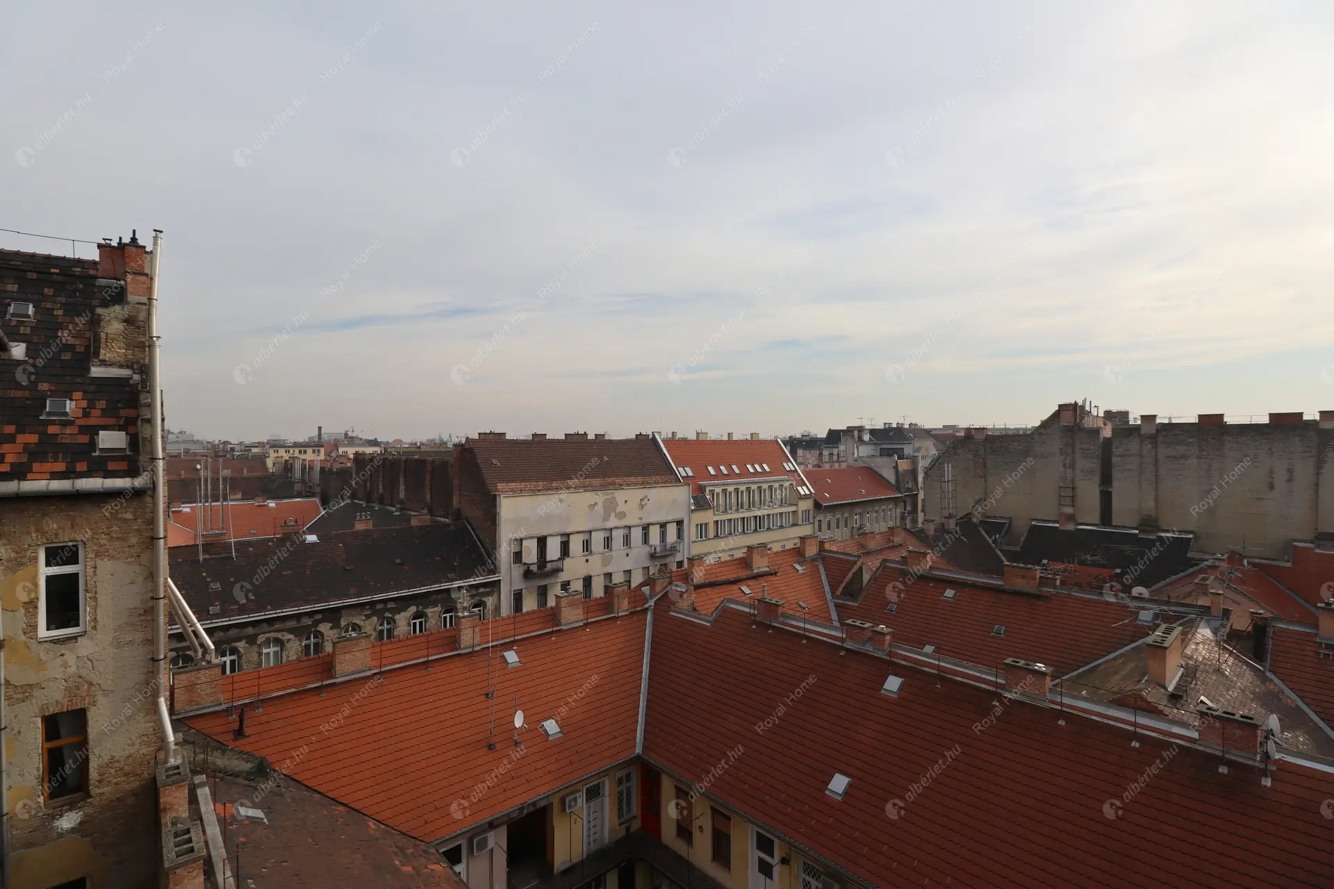 Kiadó albérlet 150000 Ft/hó áron: Budapest, VI. kerület  Podmaniczky utca. Mérete: 20 nm, 1 szobás | Alberlet.hu - 6182486