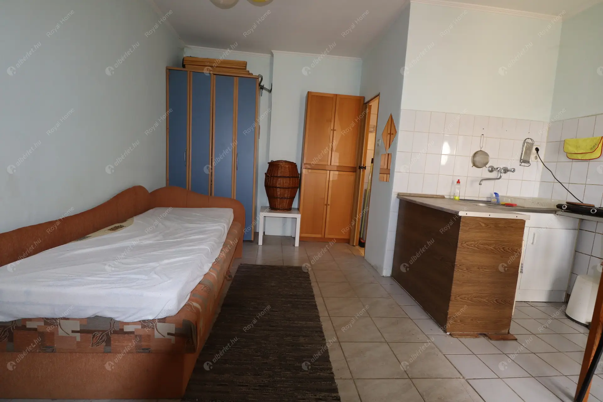 Kiadó albérlet 150000 Ft/hó áron: Budapest, VI. kerület  Podmaniczky utca. Mérete: 20 nm, 1 szobás | Alberlet.hu - 6182491