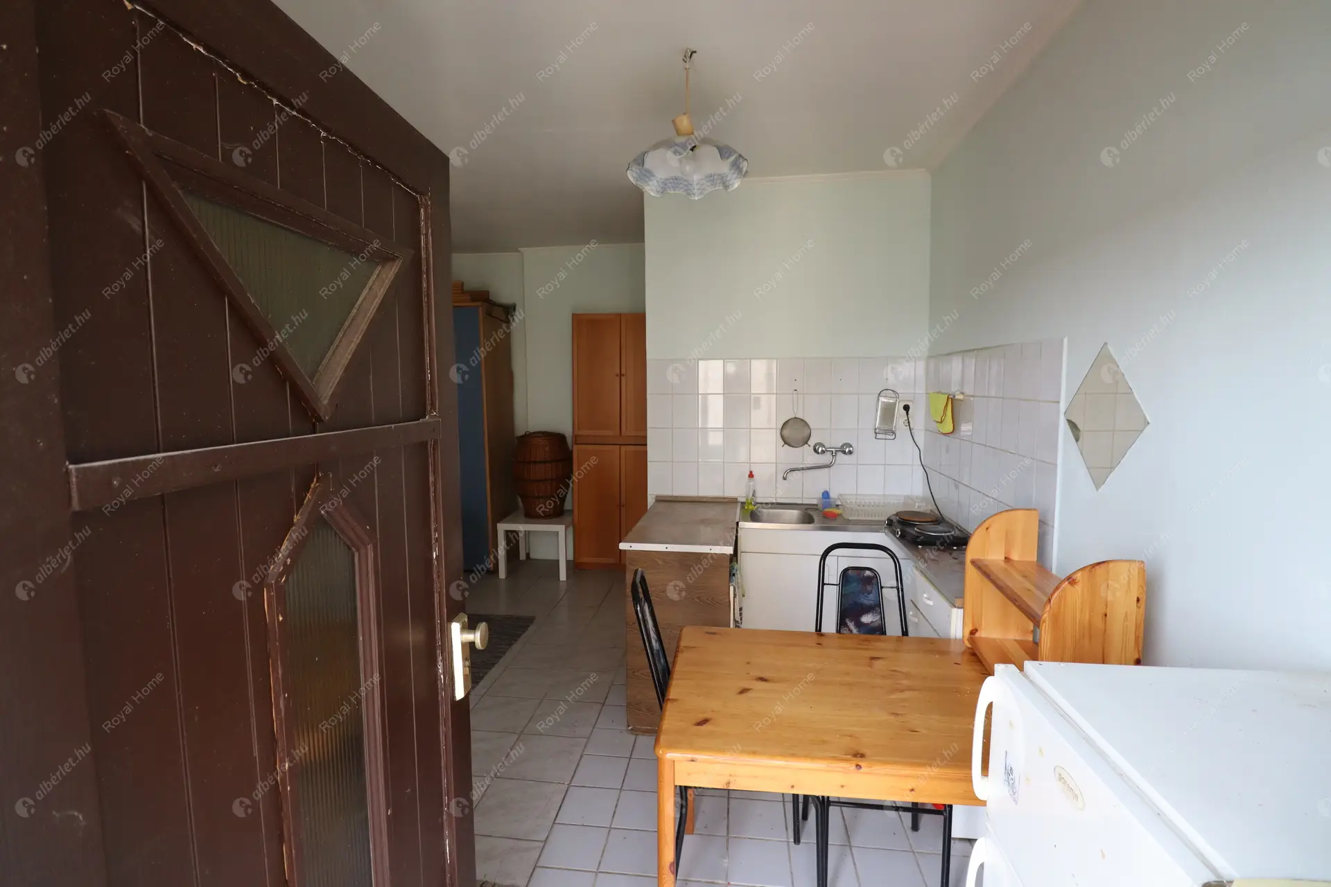 Kiadó albérlet 150000 Ft/hó áron: Budapest, VI. kerület  Podmaniczky utca. Mérete: 20 nm, 1 szobás | Alberlet.hu - 6182499