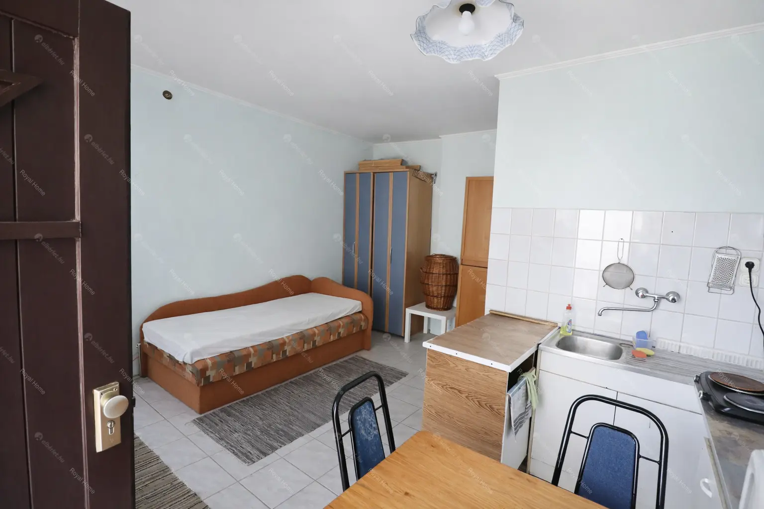 Kiadó albérlet 150000 Ft/hó áron: Budapest, VI. kerület  Podmaniczky utca. Mérete: 20 nm, 1 szobás | Alberlet.hu - 6662854