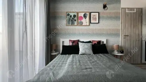 Kiadó albérlet 230000 Ft/hó áron: Budapest, VI. kerület  Podmaniczky utca. Mérete: 25 nm, 1 szobás | Alberlet.hu - 6622720