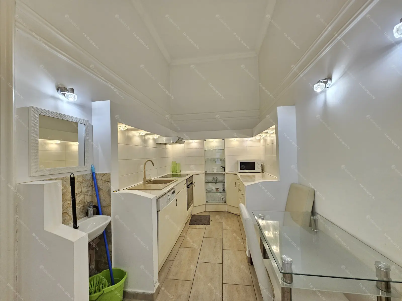 Kiadó albérlet 205000 Ft/hó áron: Budapest, VI. kerület  Podmaniczky utca. Mérete: 31 nm, 1 szobás | Alberlet.hu - 6700612