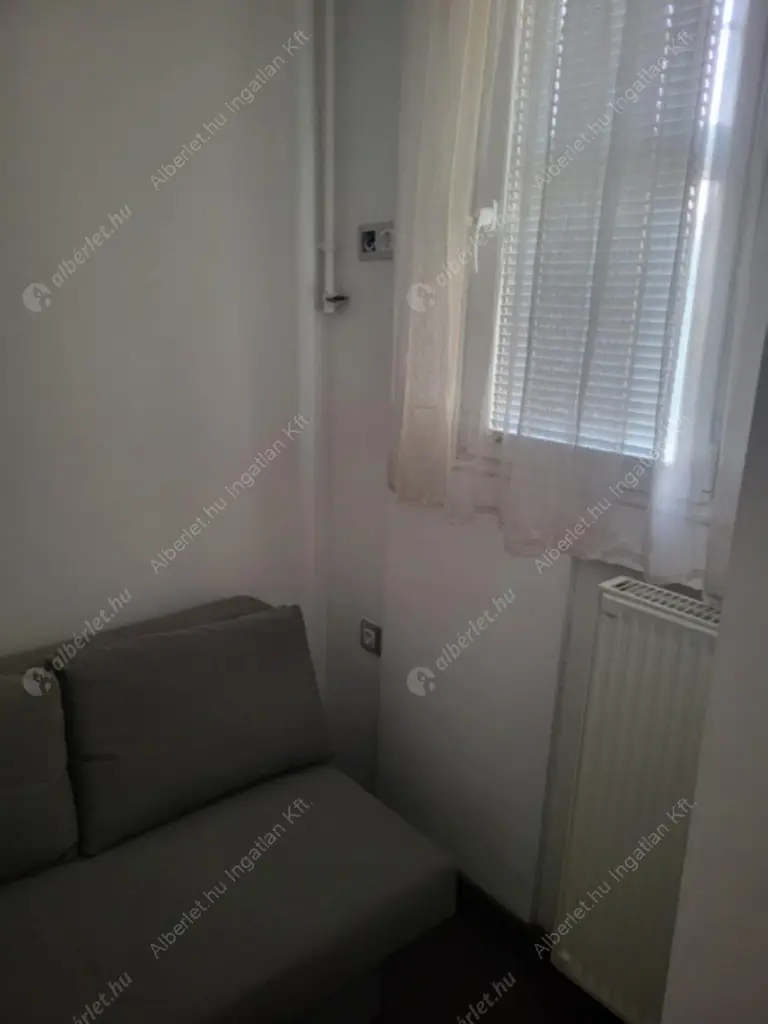 Kiadó albérlet 270000 Ft/hó áron: Budapest, VI. kerület  Podmaniczky utca. Mérete: 46 nm, 1 szobás | Alberlet.hu - 6587414