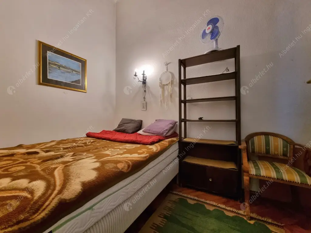 Kiadó albérlet 240000 Ft/hó áron: Budapest, VI. kerület  Podmaniczky utca. Mérete: 47 nm, 1 szobás | Alberlet.hu - 6598904