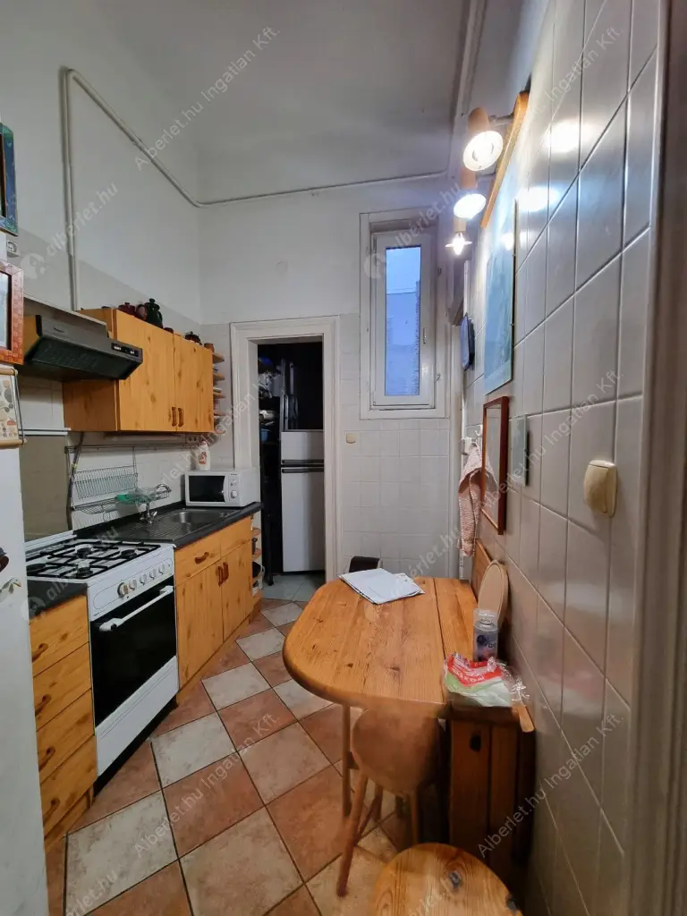 Kiadó albérlet 240000 Ft/hó áron: Budapest, VI. kerület  Podmaniczky utca. Mérete: 47 nm, 1 szobás | Alberlet.hu - 6598912
