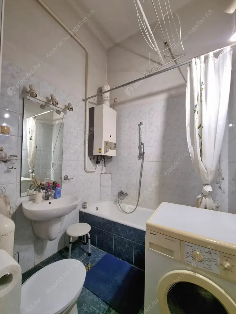 Kiadó albérlet 239000 Ft/hó áron: Budapest, VI. kerület  Podmaniczky utca. Mérete: 47 nm, 1 szobás | Alberlet.hu - 6615077