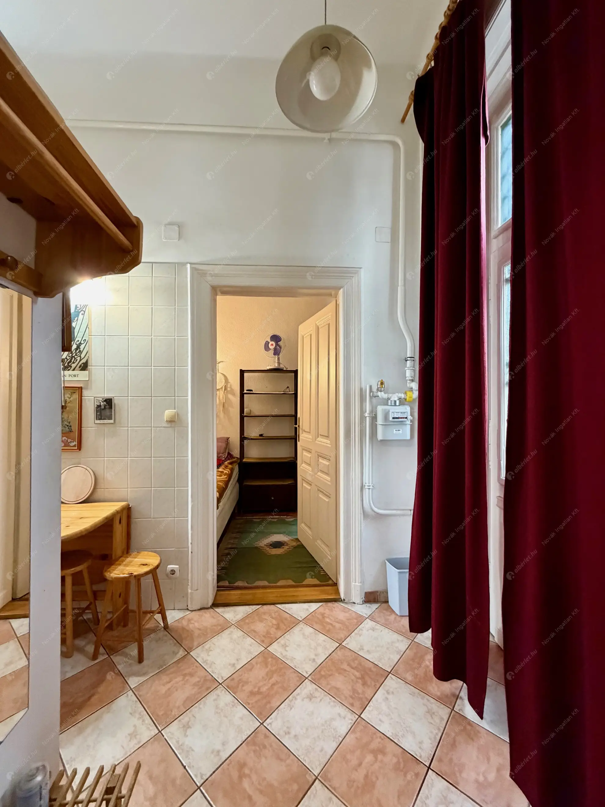 Kiadó albérlet 240000 Ft/hó áron: Budapest, VI. kerület  Podmaniczky utca. Mérete: 47 nm, 1 szobás | Alberlet.hu - 6621747