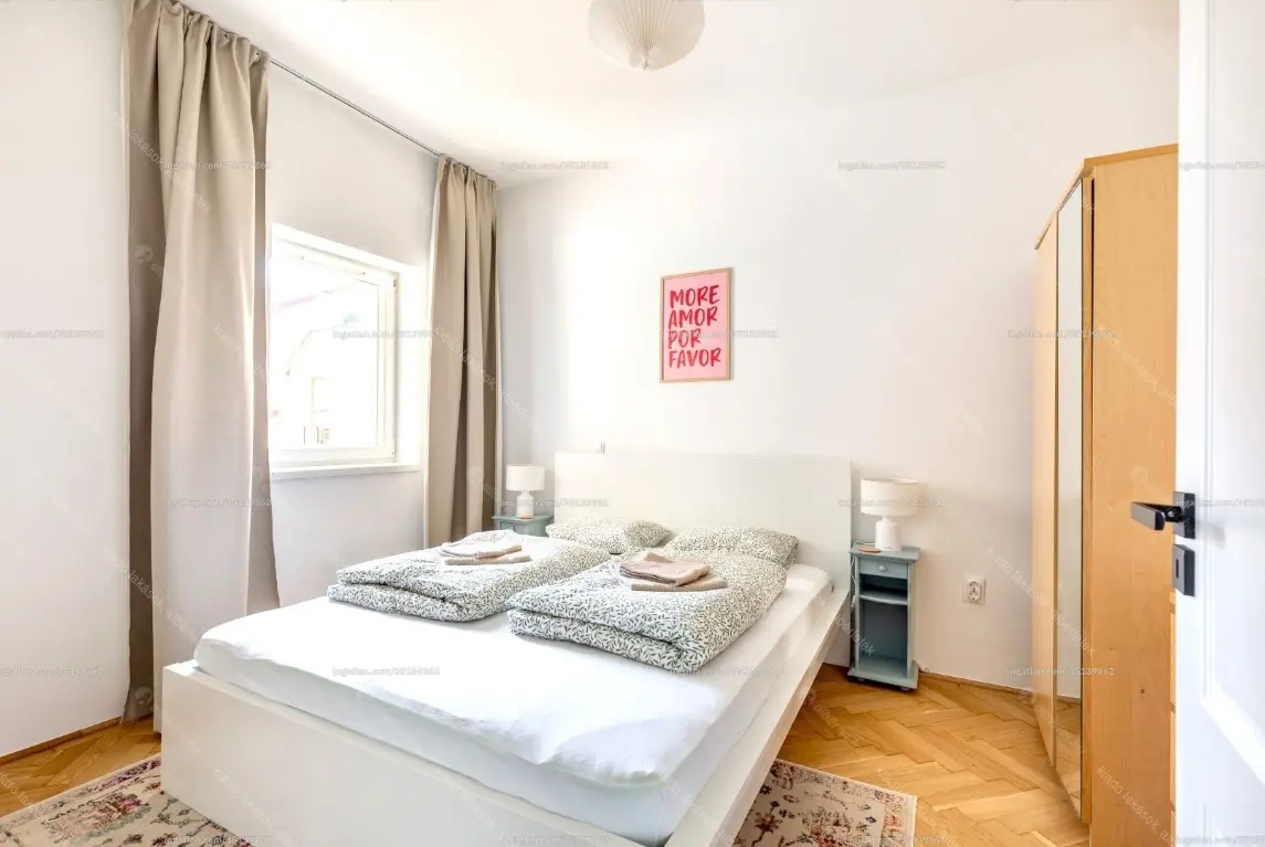 Kiadó albérlet 320000 Ft/hó áron: Budapest, VI. kerület  Podmaniczky utca. Mérete: 52 nm, 2 szobás | Alberlet.hu - 6644838