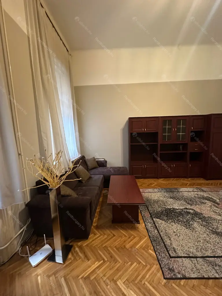 Kiadó albérlet 200000 Ft/hó áron: Budapest, VI. kerület  Podmaniczky utca. Mérete: 65 nm, 2 szobás | Alberlet.hu - 6703148