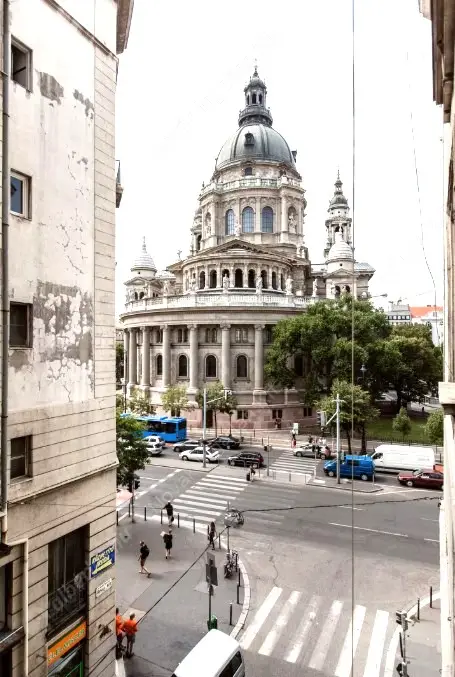 Kiadó albérlet 240000 Ft/hó áron: Budapest, VI. kerület  Révay köz. Mérete: 33 nm, 1 szobás | Alberlet.hu - 6624496