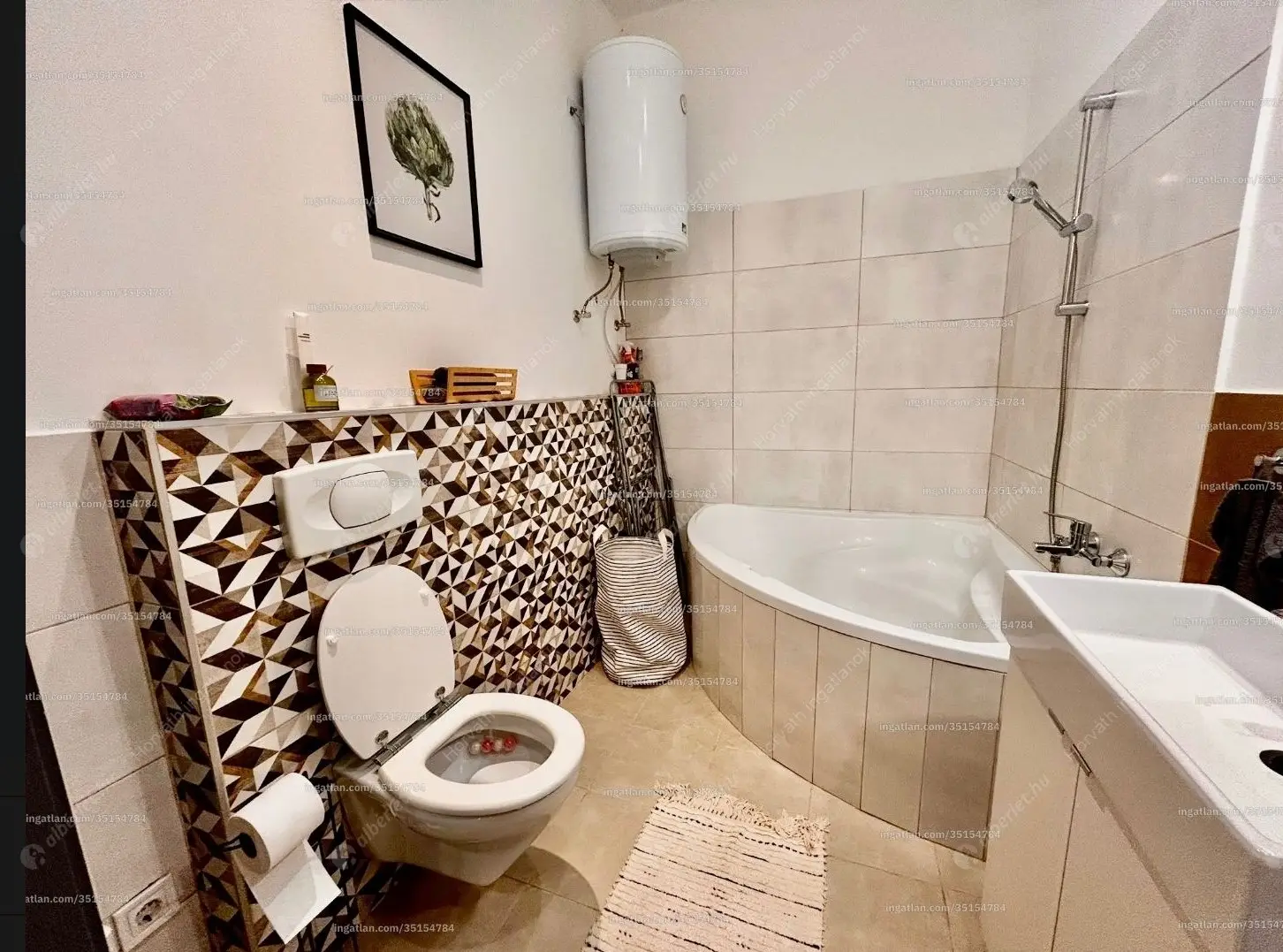 Kiadó albérlet 270000 Ft/hó áron: Budapest, VI. kerület  Rippl-Rónai utca. Mérete: 40 nm, 1 szobás | Alberlet.hu - 6610105