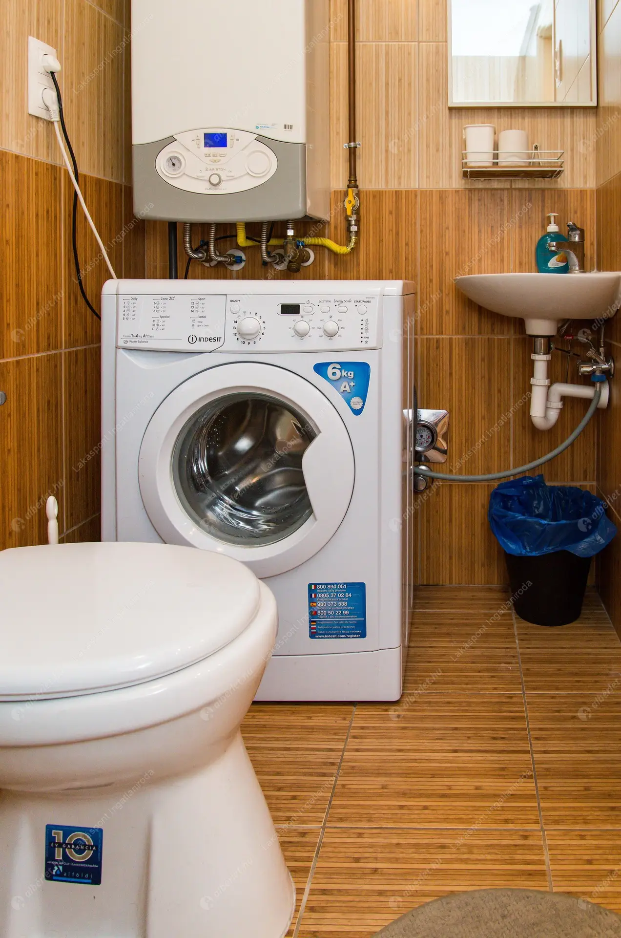 Kiadó albérlet 311000 Ft/hó áron: Budapest, VI. kerület  Rippl-Rónai utca. Mérete: 67 nm, 3 szobás | Alberlet.hu - 6541803