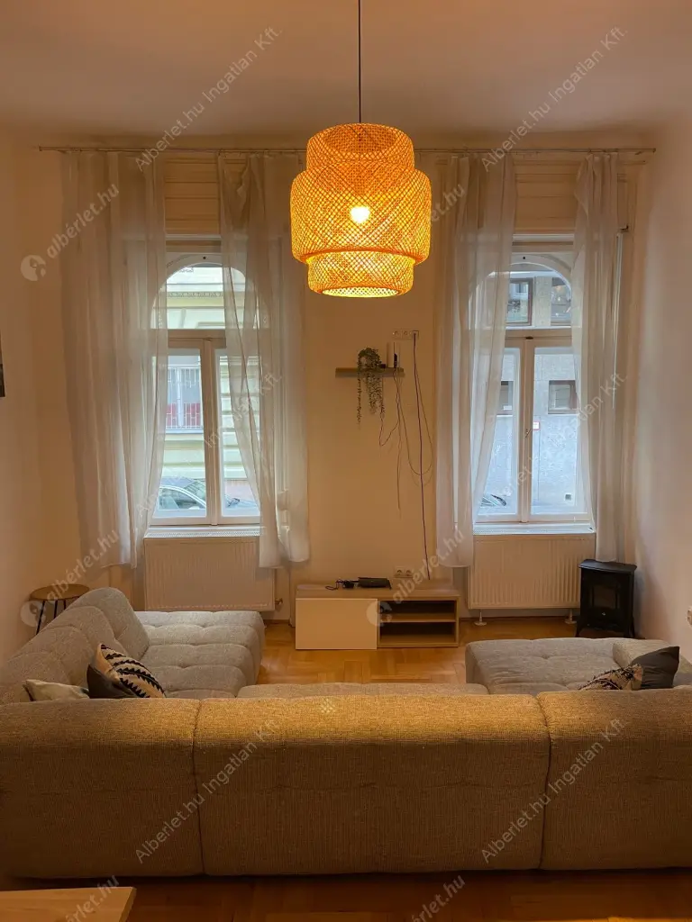 Kiadó albérlet 470000 Ft/hó áron: Budapest, VI. kerület  Rózsa utca. Mérete: 101 nm, 4 szobás | Alberlet.hu - 6615758