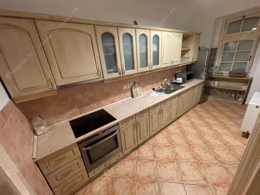 Kiadó albérlet 470000 Ft/hó áron: Budapest, VI. kerület  Rózsa utca. Mérete: 101 nm, 4 szobás | Alberlet.hu - 6615769