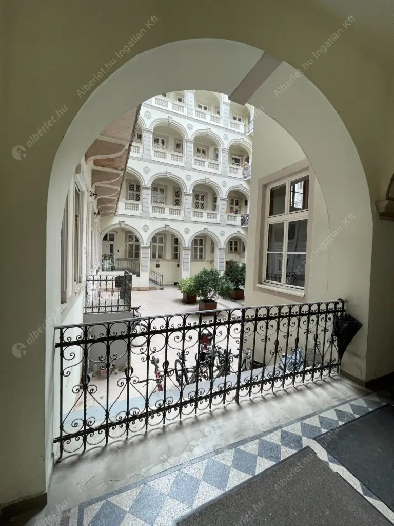 Kiadó albérlet 470000 Ft/hó áron: Budapest, VI. kerület  Rózsa utca. Mérete: 101 nm, 4 szobás | Alberlet.hu - 6615779