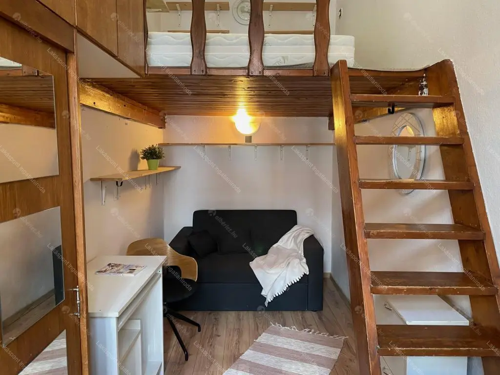 Kiadó albérlet 170000 Ft/hó áron: Budapest, VI. kerület  Rózsa utca. Mérete: 20 nm, 1 szobás | Alberlet.hu - 6650608