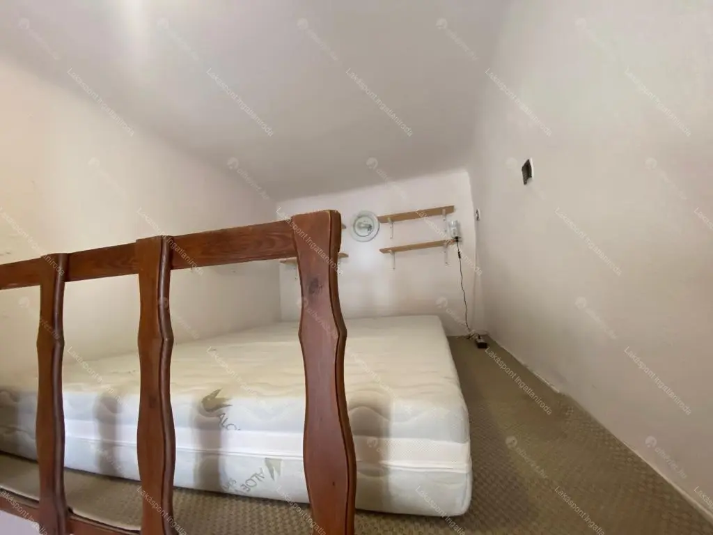 Kiadó albérlet 170000 Ft/hó áron: Budapest, VI. kerület  Rózsa utca. Mérete: 20 nm, 1 szobás | Alberlet.hu - 6650612