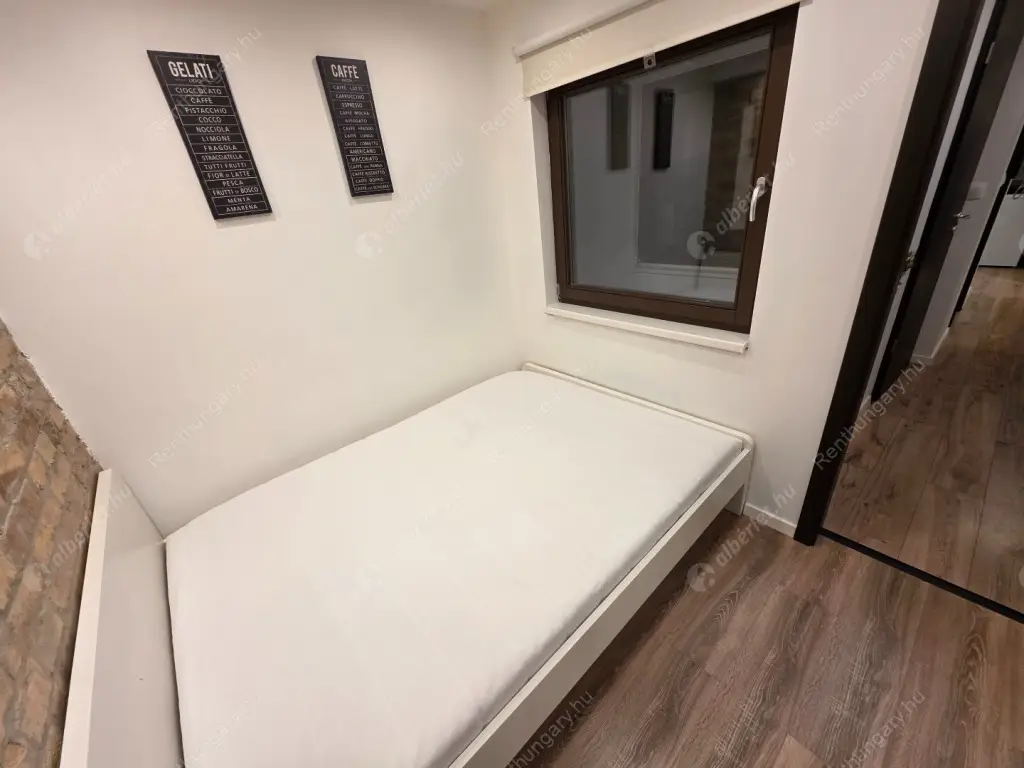 Kiadó albérlet 199000 Ft/hó áron: Budapest, VI. kerület  Rózsa utca. Mérete: 27 nm, 1 szobás | Alberlet.hu - 6634237