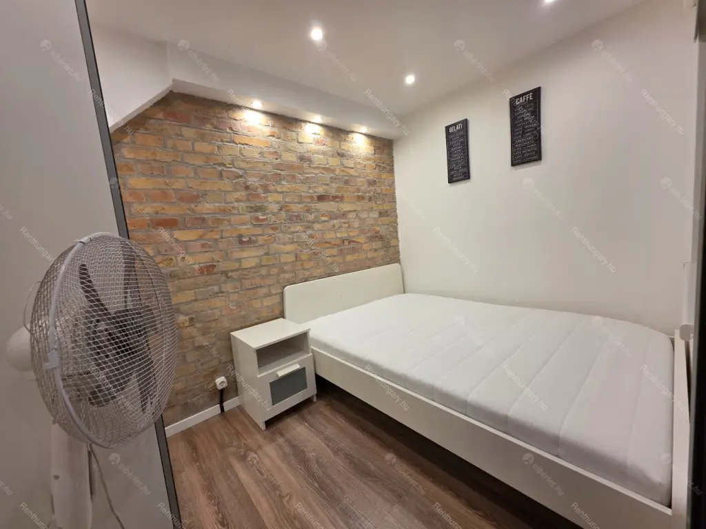 Kiadó albérlet 190000 Ft/hó áron: Budapest, VI. kerület  Rózsa utca. Mérete: 27 nm, 1 szobás | Alberlet.hu - 6670657