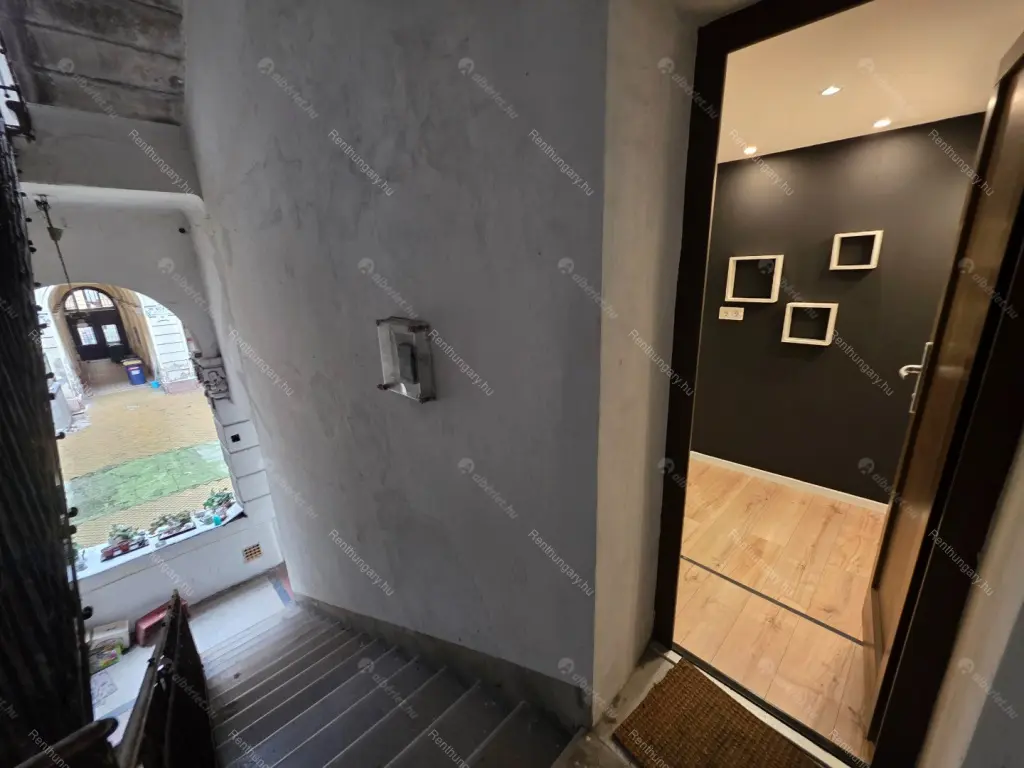 Kiadó albérlet 190000 Ft/hó áron: Budapest, VI. kerület  Rózsa utca. Mérete: 27 nm, 1 szobás | Alberlet.hu - 6670664