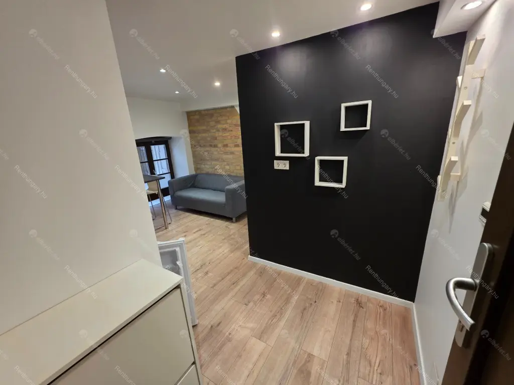 Kiadó albérlet 190000 Ft/hó áron: Budapest, VI. kerület  Rózsa utca. Mérete: 27 nm, 1 szobás | Alberlet.hu - 6670666