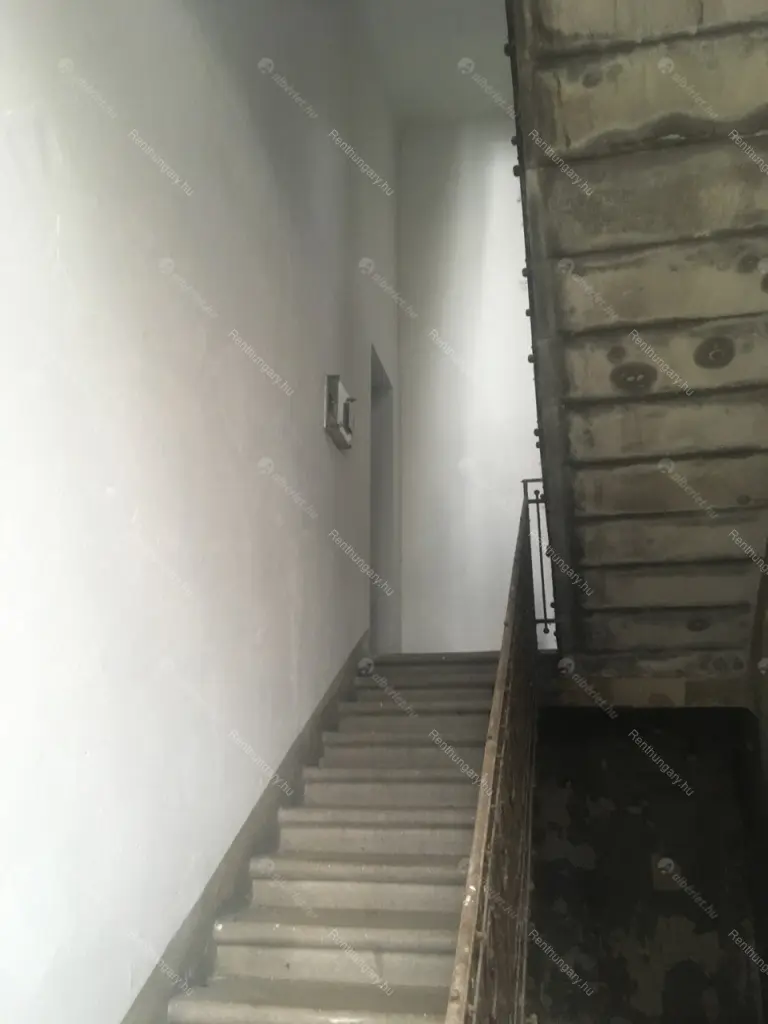 Kiadó albérlet 190000 Ft/hó áron: Budapest, VI. kerület  Rózsa utca. Mérete: 27 nm, 1 szobás | Alberlet.hu - 6670671