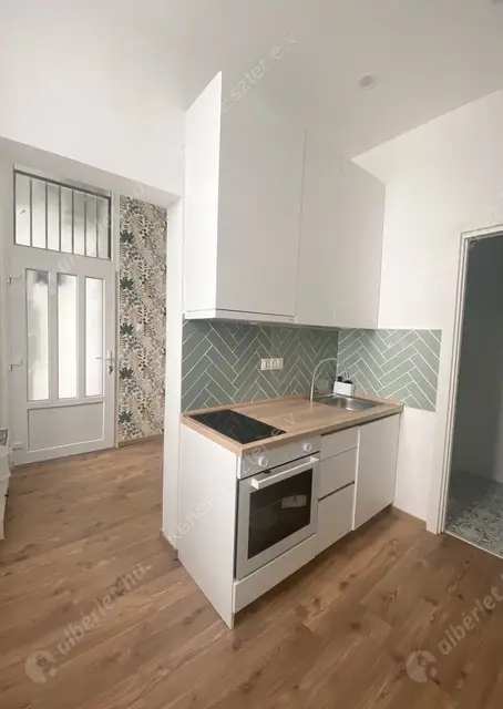 Kiadó albérlet 220000 Ft/hó áron: Budapest, VI. kerület  Rózsa utca. Mérete: 29 nm, 1 szobás | Alberlet.hu - 6533097