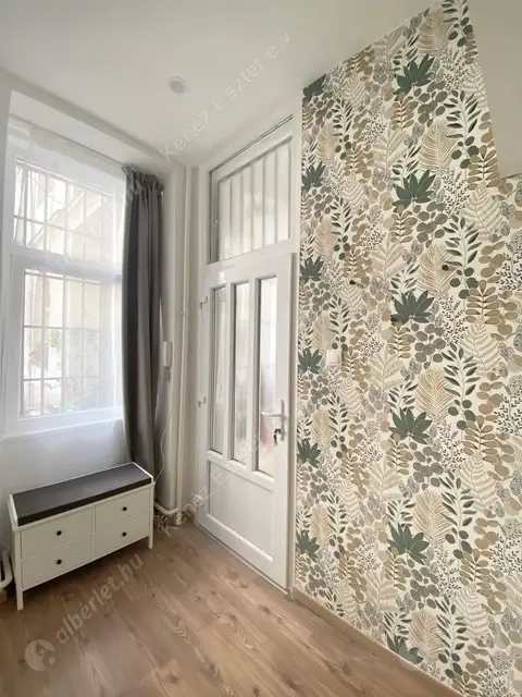 Kiadó albérlet 220000 Ft/hó áron: Budapest, VI. kerület  Rózsa utca. Mérete: 29 nm, 1 szobás | Alberlet.hu - 6533100