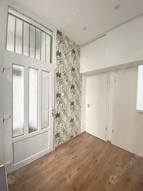 Kiadó albérlet 220000 Ft/hó áron: Budapest, VI. kerület  Rózsa utca. Mérete: 29 nm, 1 szobás | Alberlet.hu - 6533101