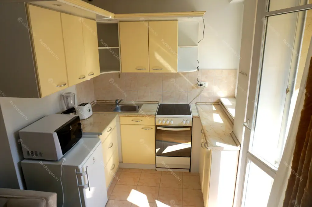 Kiadó albérlet 240000 Ft/hó áron: Budapest, VI. kerület  Rózsa utca. Mérete: 38 nm, 1 szobás | Alberlet.hu - 6485512