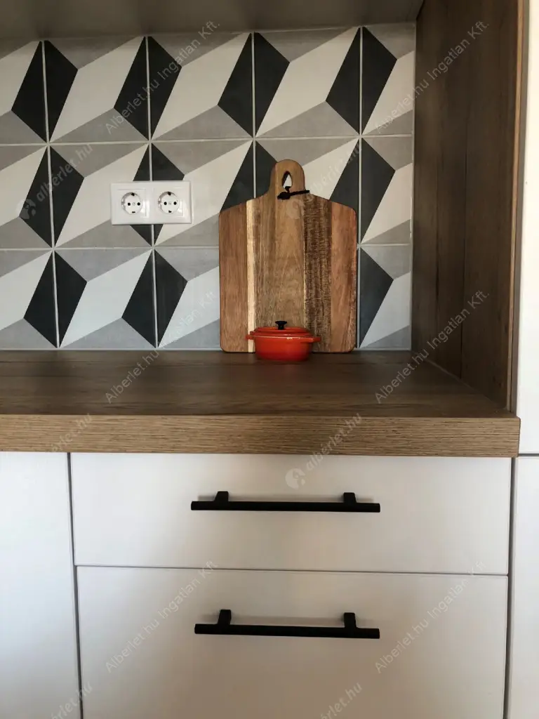 Kiadó albérlet 440000 Ft/hó áron: Budapest, VI. kerület  Rózsa utca. Mérete: 50 nm, 2 szobás | Alberlet.hu - 6580266