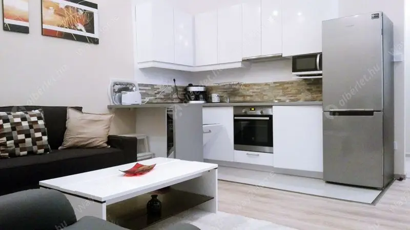 Kiadó albérlet 300000 Ft/hó áron: Budapest, VI. kerület  Rózsa utca. Mérete: 53 nm, 2 szobás | Alberlet.hu - 6627832