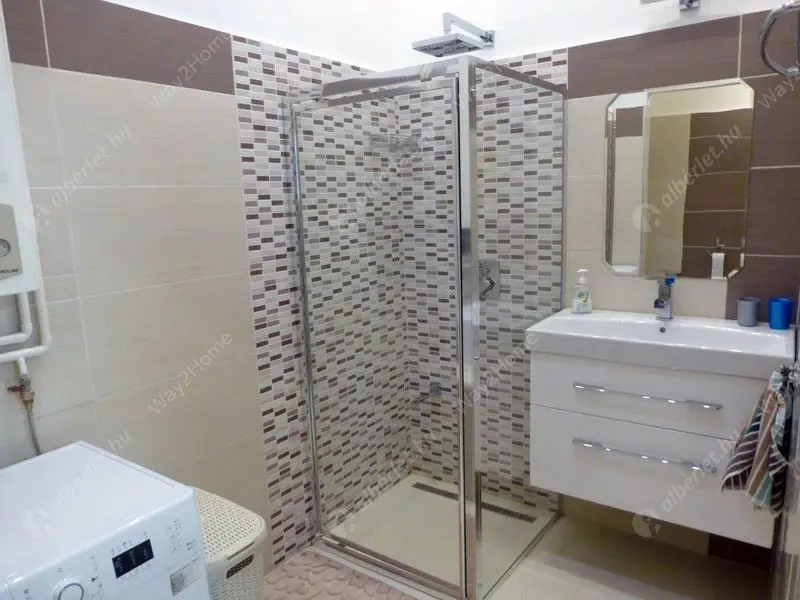 Kiadó albérlet 300000 Ft/hó áron: Budapest, VI. kerület  Rózsa utca. Mérete: 53 nm, 2 szobás | Alberlet.hu - 6627844