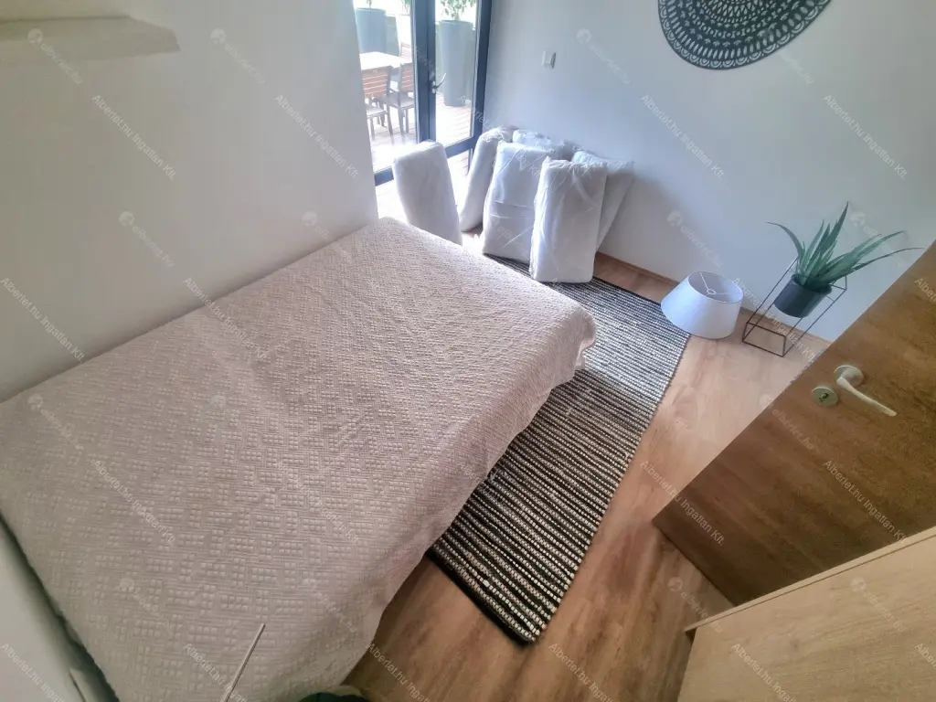 Kiadó albérlet 520000 Ft/hó áron: Budapest, VI. kerület  Rózsa utca. Mérete: 65 nm, 3 szobás | Alberlet.hu - 6701271