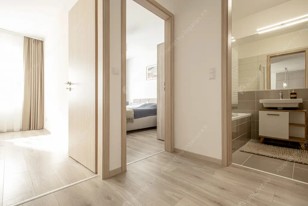 Kiadó albérlet 490000 Ft/hó áron: Budapest, VI. kerület  Rózsa utca. Mérete: 66 nm, 3 szobás | Alberlet.hu - 6603492