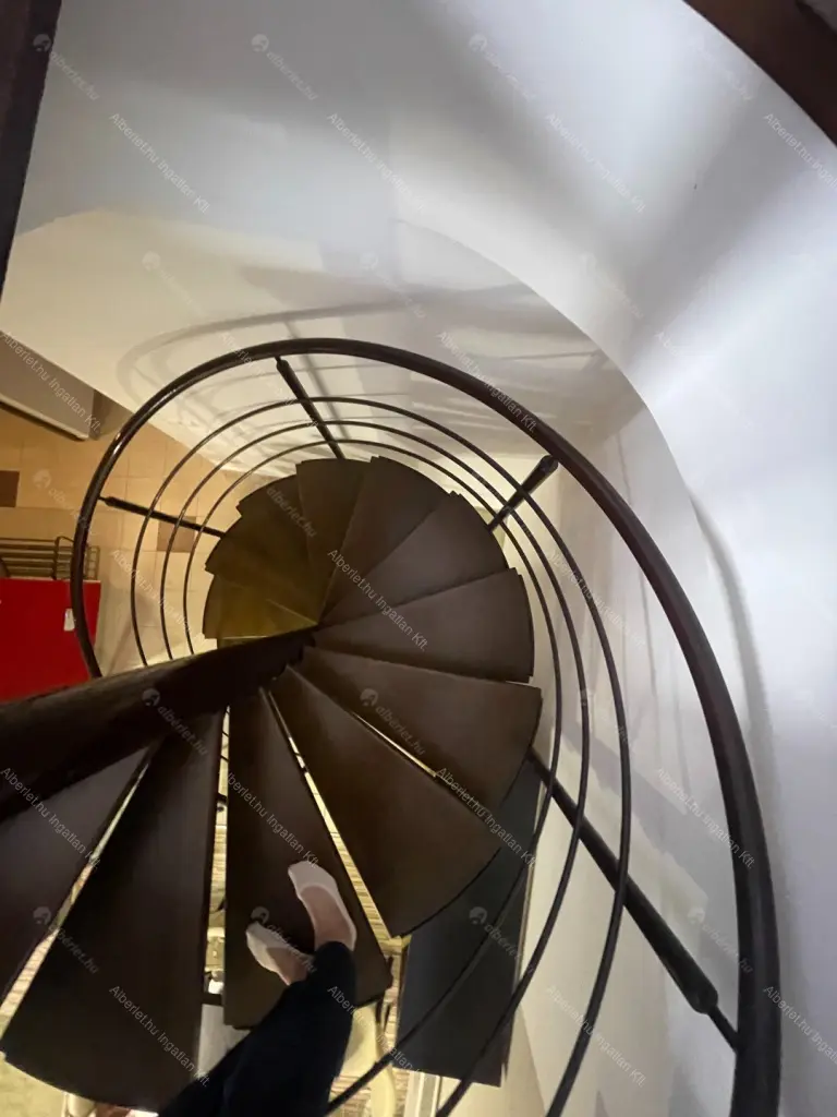 Kiadó albérlet 330000 Ft/hó áron: Budapest, VI. kerület  Rózsa utca. Mérete: 70 nm, 2 szobás | Alberlet.hu - 6663932