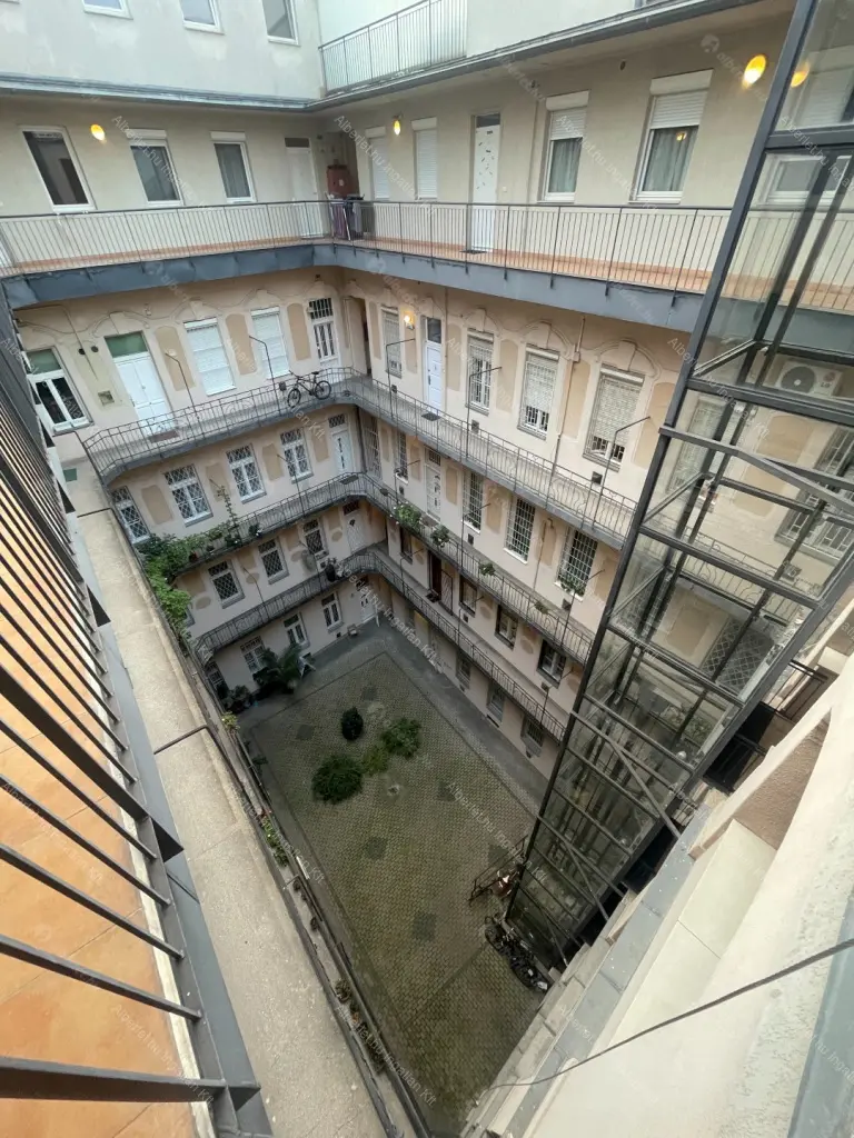 Kiadó albérlet 330000 Ft/hó áron: Budapest, VI. kerület  Rózsa utca. Mérete: 70 nm, 2 szobás | Alberlet.hu - 6663943