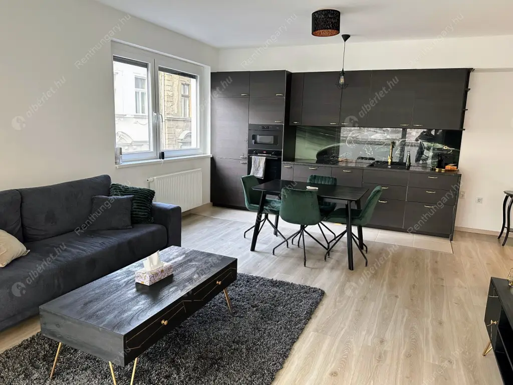 Kiadó albérlet 1000000 Ft/hó áron: Budapest, VI. kerület  Rózsa utca. Mérete: 78 nm, 4 szobás | Alberlet.hu - 6496361