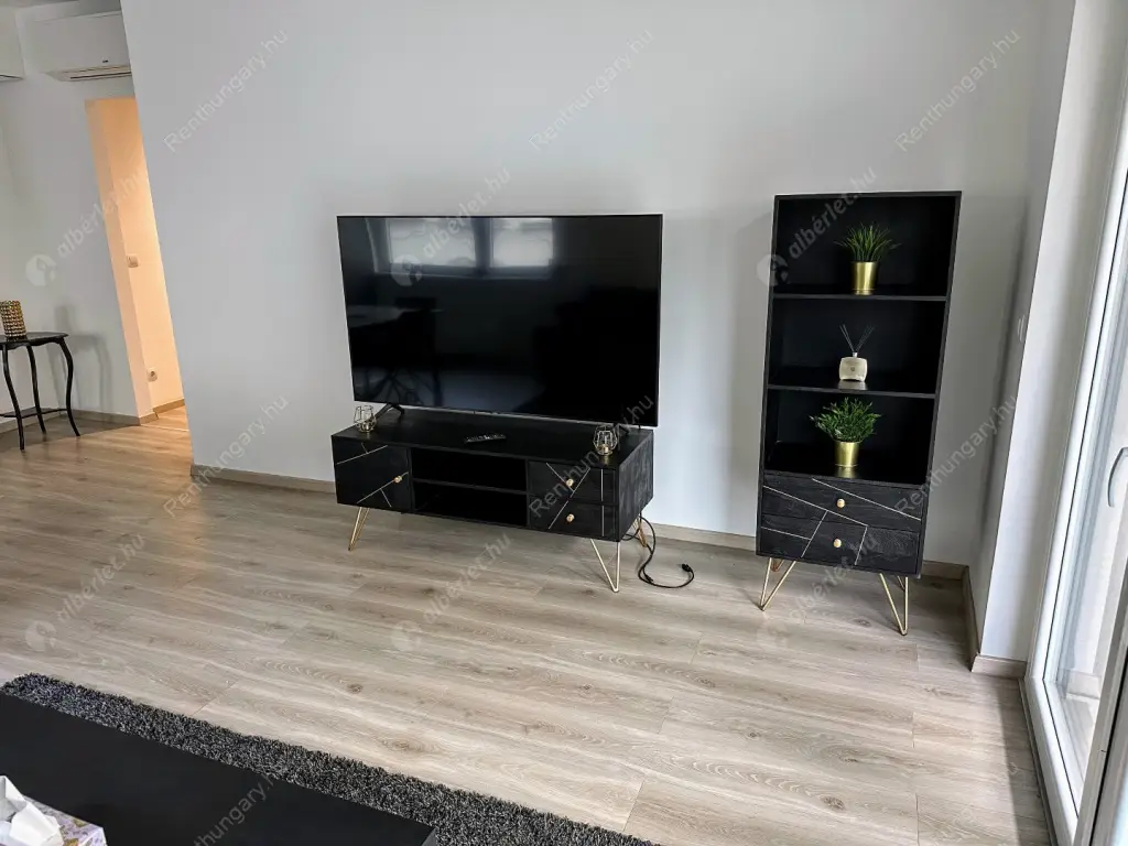 Kiadó albérlet 1000000 Ft/hó áron: Budapest, VI. kerület  Rózsa utca. Mérete: 78 nm, 4 szobás | Alberlet.hu - 6496363