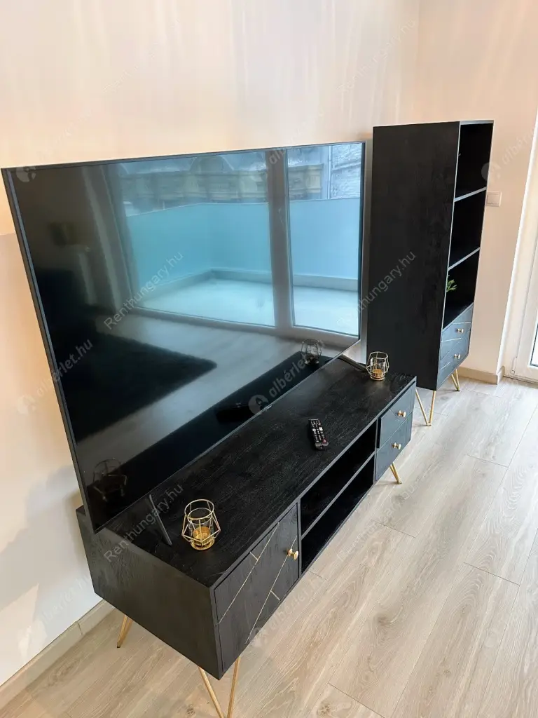 Kiadó albérlet 1000000 Ft/hó áron: Budapest, VI. kerület  Rózsa utca. Mérete: 78 nm, 4 szobás | Alberlet.hu - 6496364