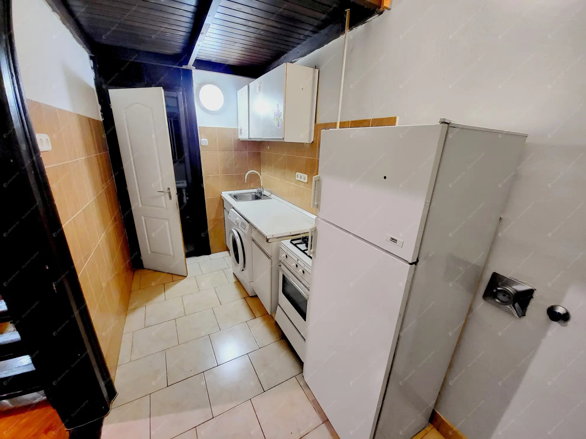 Kiadó albérlet 175000 Ft/hó áron: Budapest, VI. kerület  Székely Bertalan utca. Mérete: 28 nm, 1 szobás | Alberlet.hu - 6571139