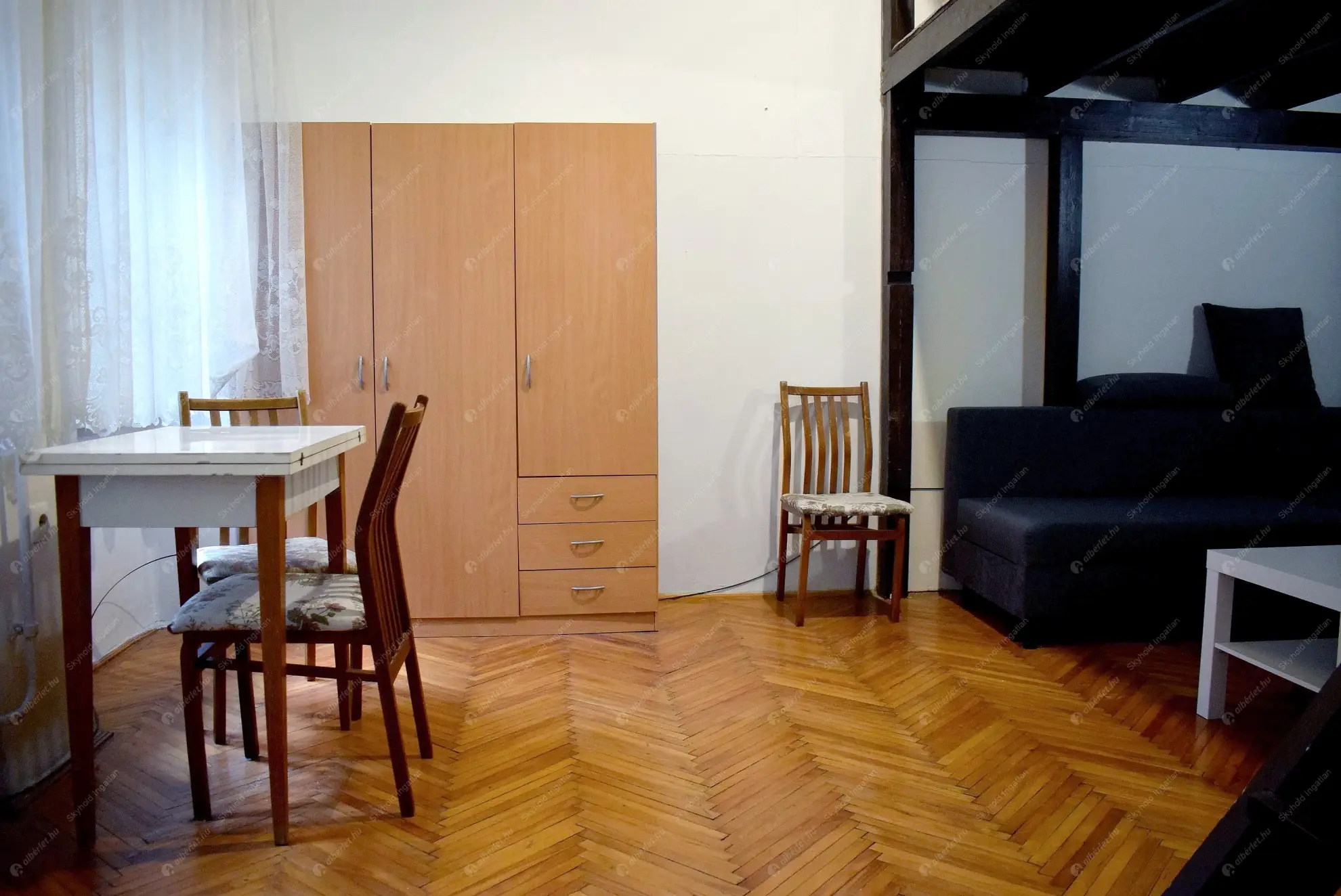 Kiadó albérlet 175000 Ft/hó áron: Budapest, VI. kerület  Székely Bertalan utca. Mérete: 28 nm, 1 szobás | Alberlet.hu - 6571142