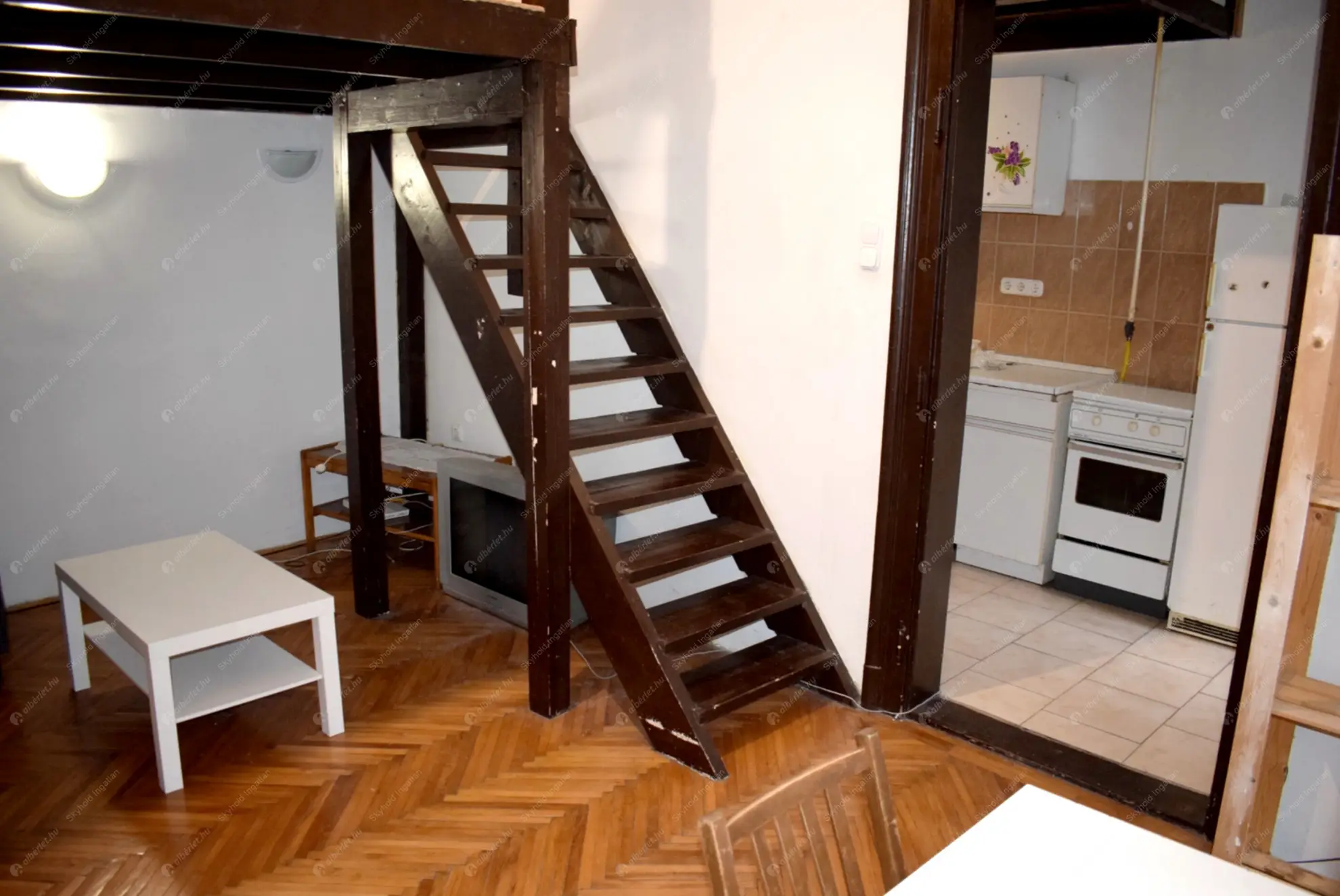 Kiadó albérlet 175000 Ft/hó áron: Budapest, VI. kerület  Székely Bertalan utca. Mérete: 28 nm, 1 szobás | Alberlet.hu - 6571144