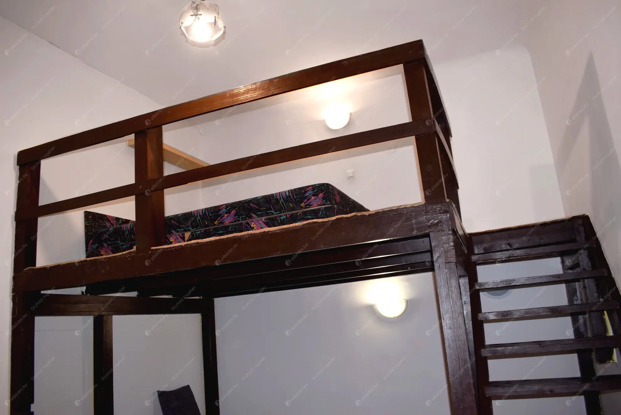 Kiadó albérlet 175000 Ft/hó áron: Budapest, VI. kerület  Székely Bertalan utca. Mérete: 28 nm, 1 szobás | Alberlet.hu - 6571145