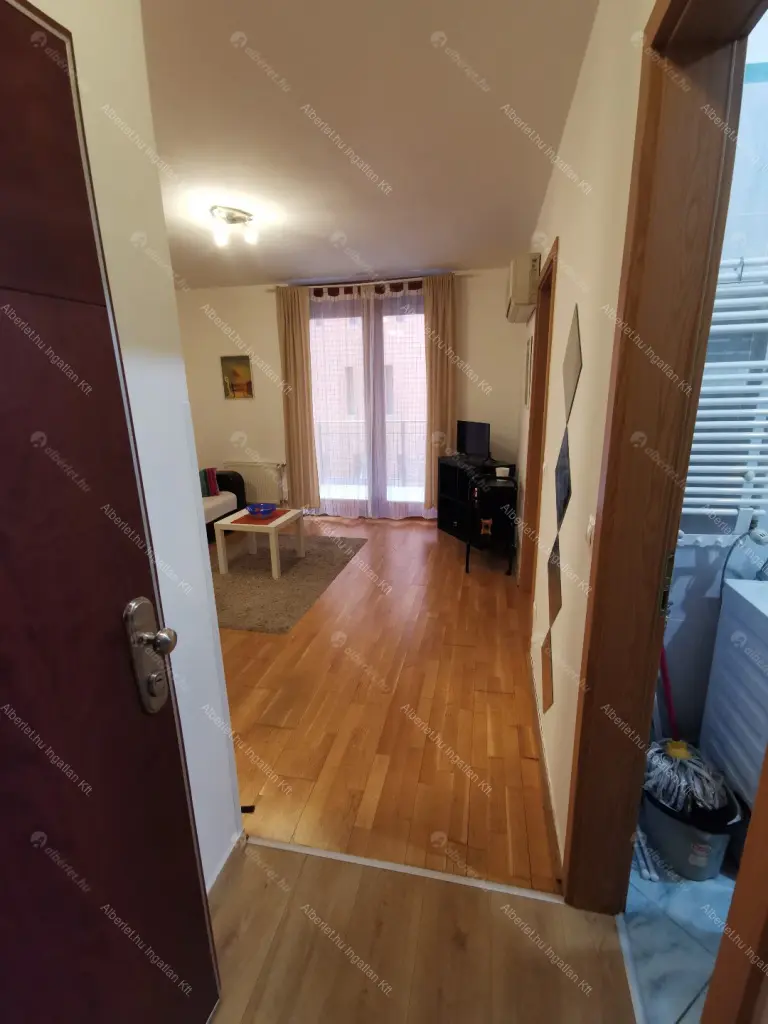 Kiadó albérlet 290000 Ft/hó áron: Budapest, VI. kerület  Székely Mihály utca. Mérete: 42 nm, 2 szobás | Alberlet.hu - 6698462